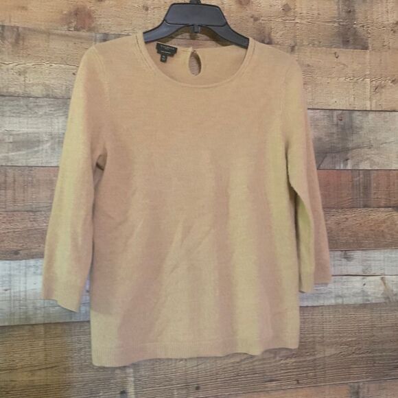 Talbots tan cashmere sweater, size medium petite - Picture 1 of 12